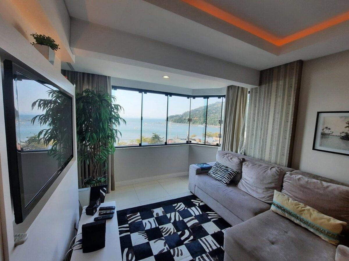3 Suites Linda Vista Da Orla De Bc A 50M Da Praia - Somente Familiares Balneário Camboriú 외부 사진