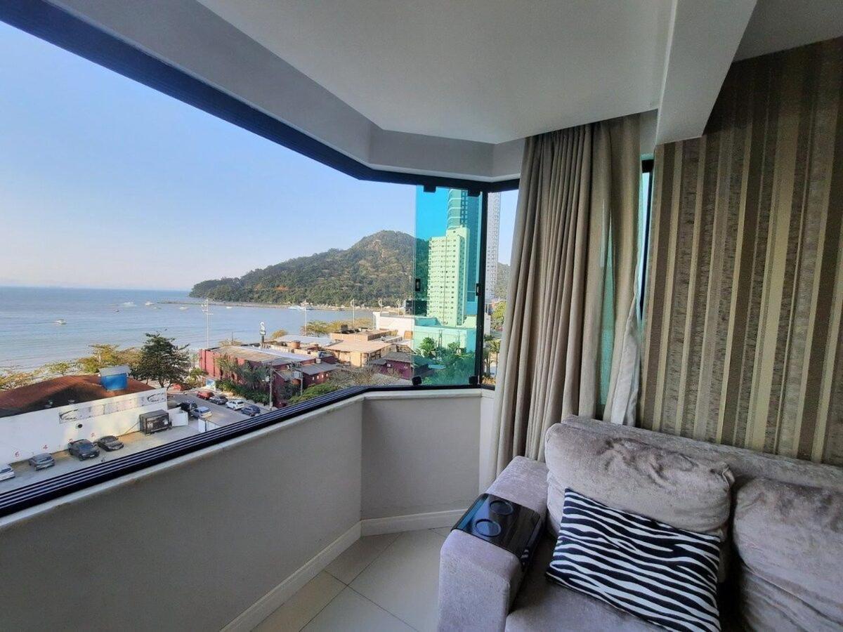 3 Suites Linda Vista Da Orla De Bc A 50M Da Praia - Somente Familiares Balneário Camboriú 외부 사진